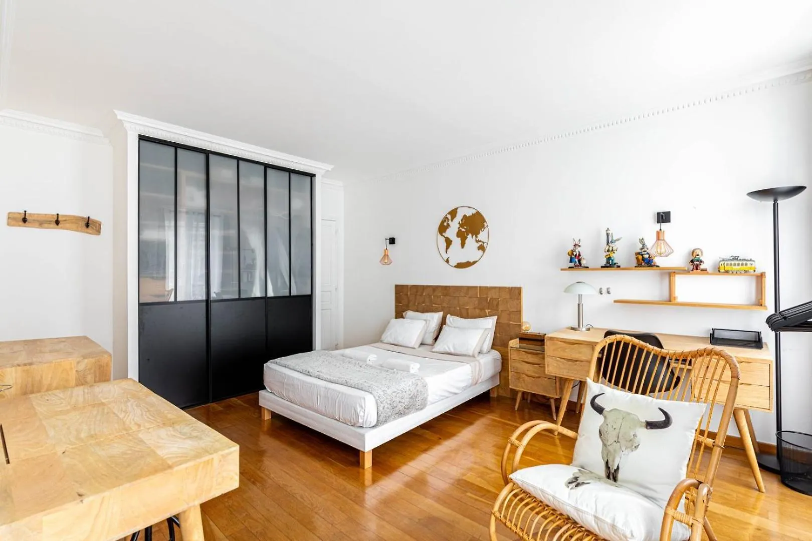 Guestready - A Slice Of Parisian Paradise *