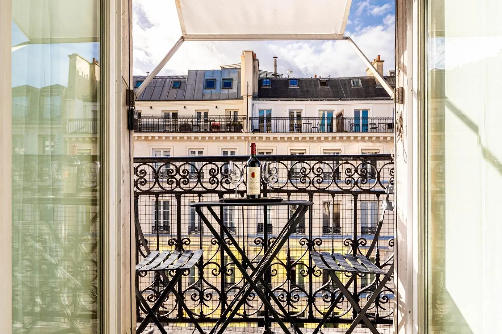 Guestready - A Slice Of Parisian Paradise باريس
